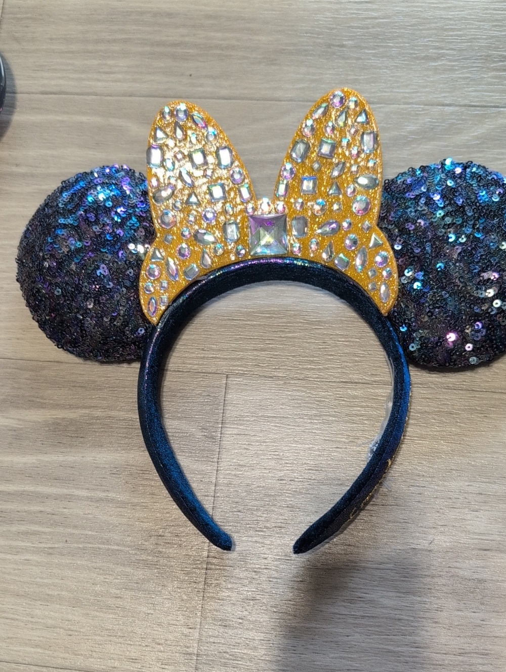 Sequin Minnie 50th Anniversary Ears with Gold Bow